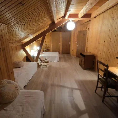 Cottage Chaleureux Vue Sur Le Lac Du Bourget Holiday home Conjux