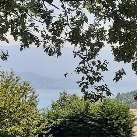 Cottage Chaleureux Vue Sur Le Lac Du Bourget Holiday home Conjux